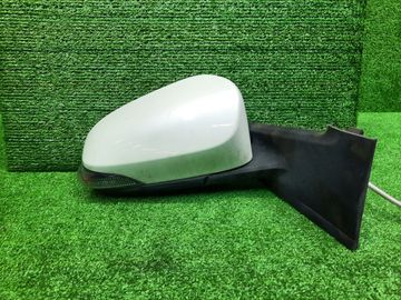 ЗЕРКАЛО НА TOYOTA VITZ NSP130