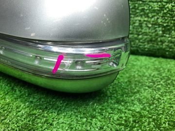 ЗЕРКАЛО НА TOYOTA AVENSIS AZT250