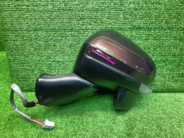 ЗЕРКАЛО НА TOYOTA TANK M900A