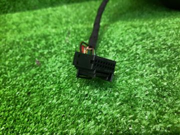 ЗЕРКАЛО НА VOLKSWAGEN TOURAN 1T3