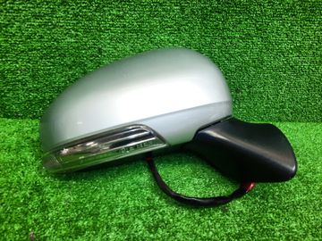 ЗЕРКАЛО НА TOYOTA PRIUS ALPHA ZVW40W