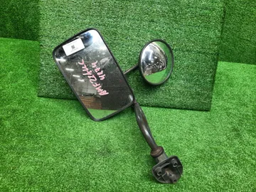 ЗЕРКАЛО НА NISSAN ATLAS F22