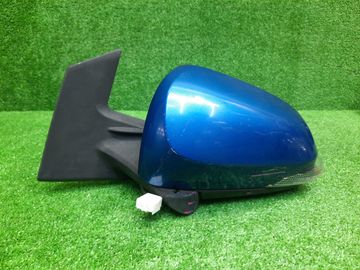 ЗЕРКАЛО НА TOYOTA AQUA NHP10