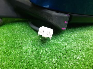 ЗЕРКАЛО НА TOYOTA AQUA NHP10