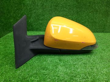 ЗЕРКАЛО НА TOYOTA AQUA NHP10