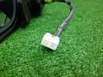 ЗЕРКАЛО НА TOYOTA AQUA NHP10