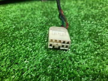 ЗЕРКАЛО НА TOYOTA GRANVIA KCH16W