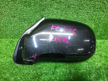 ЗЕРКАЛО НА TOYOTA HIACE REGIUS KCH46G