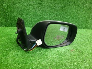 ЗЕРКАЛО НА TOYOTA AVENSIS AZT251