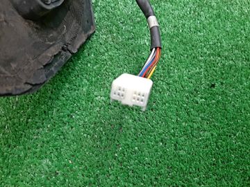 ЗЕРКАЛО НА TOYOTA AVENSIS AZT251