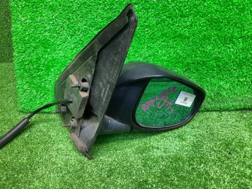 ЗЕРКАЛО НА FORD EXPLORER UN150