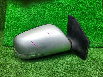 ЗЕРКАЛО НА TOYOTA AVENSIS AZT250