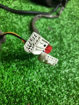 ЗЕРКАЛО НА TOYOTA PRIUS ALPHA ZVW41W