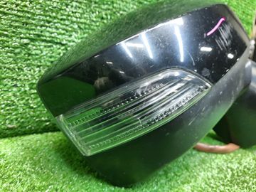 ЗЕРКАЛО НА SUBARU LEVORG VM4