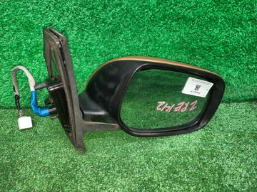 ЗЕРКАЛО НА TOYOTA COROLLA  AXIO ZRE142