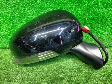 ЗЕРКАЛО НА TOYOTA PRIUS ALPHA ZVW41W