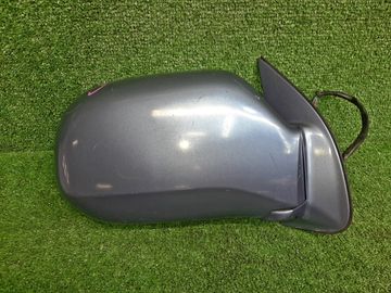 ЗЕРКАЛО НА TOYOTA HIACE REGIUS KCH46G