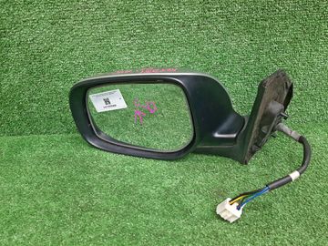 ЗЕРКАЛО НА TOYOTA AVENSIS AZT250