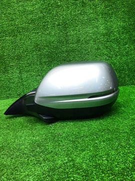 ЗЕРКАЛО НА HONDA VEZEL RU4