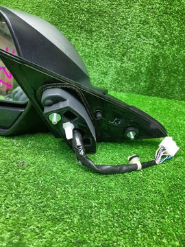 ЗЕРКАЛО НА HONDA VEZEL RU4