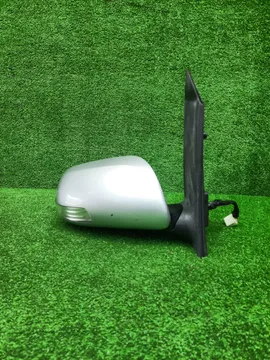 ЗЕРКАЛО НА TOYOTA ISIS ZNM10G