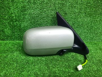 ЗЕРКАЛО НА TOYOTA VISTA SV50