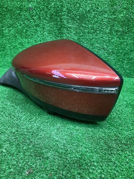 ЗЕРКАЛО НА NISSAN LEAF ZE1