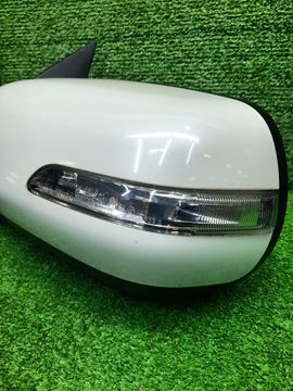 ЗЕРКАЛО НА SUZUKI ESCUDO TDA4W