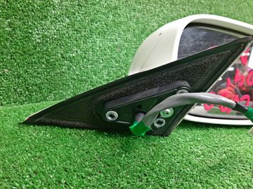 ЗЕРКАЛО НА TOYOTA WINDOM MCV30