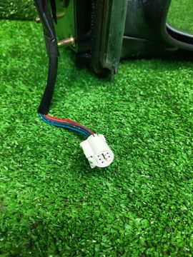 ЗЕРКАЛО НА TOYOTA VOLTZ ZZE138