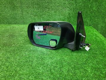 ЗЕРКАЛО НА SUZUKI ESCUDO TDA4W