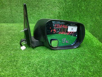 ЗЕРКАЛО НА SUZUKI ESCUDO TDA4W