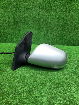 ЗЕРКАЛО НА TOYOTA COROLLA  AXIO NZE141