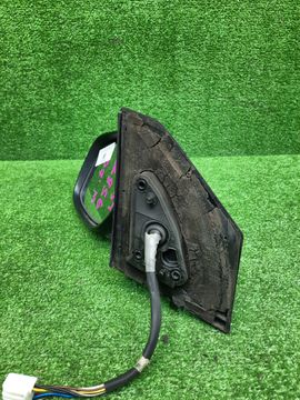 ЗЕРКАЛО НА TOYOTA AVENSIS AZT251