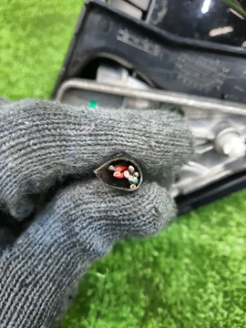 ЗЕРКАЛО НА VOLKSWAGEN JETTA 1K1