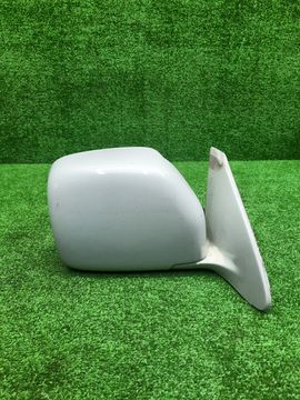 ЗЕРКАЛО НА TOYOTA NOAH SR50G