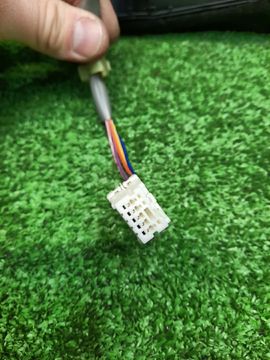 ЗЕРКАЛО НА NISSAN TINO V10