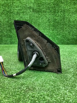 ЗЕРКАЛО НА TOYOTA AVENSIS AZT251