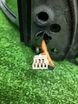 ЗЕРКАЛО НА MITSUBISHI LANCER CS6A