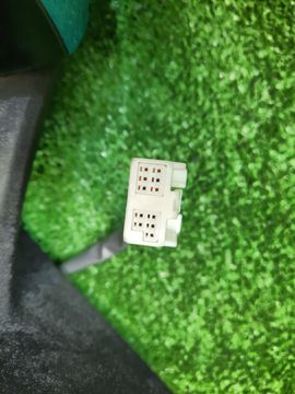 ЗЕРКАЛО НА TOYOTA AQUA NHP10