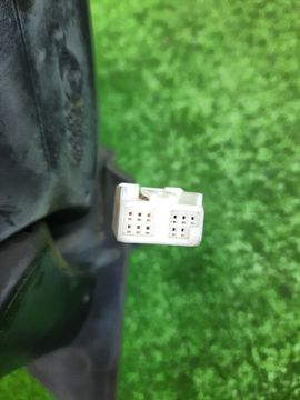 ЗЕРКАЛО НА TOYOTA AQUA NHP10