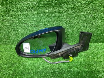 ЗЕРКАЛО НА TOYOTA AQUA NHP10