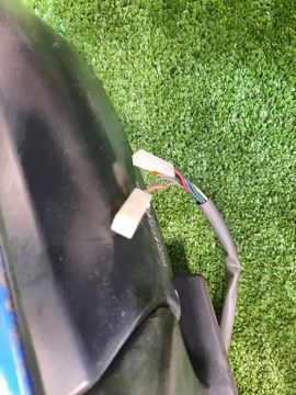 ЗЕРКАЛО НА TOYOTA AQUA NHP10