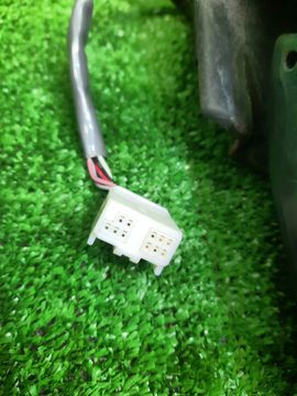 ЗЕРКАЛО НА TOYOTA AQUA NHP10