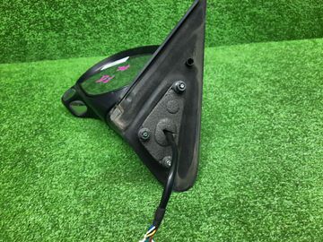 ЗЕРКАЛО НА NISSAN JUKE YF15 