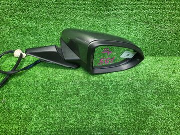 ЗЕРКАЛО НА VOLKSWAGEN GOLF 5G1