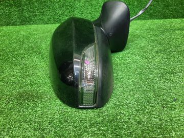 ЗЕРКАЛО НА TOYOTA COROLLA FIELDER NZE161G