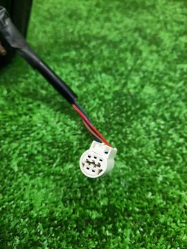 ЗЕРКАЛО НА TOYOTA VOLTZ ZZE136