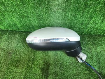 ЗЕРКАЛО НА VOLKSWAGEN PASSAT 3G2