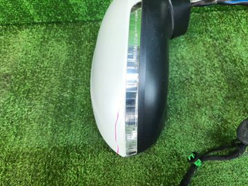 ЗЕРКАЛО НА VOLKSWAGEN PASSAT 3G2